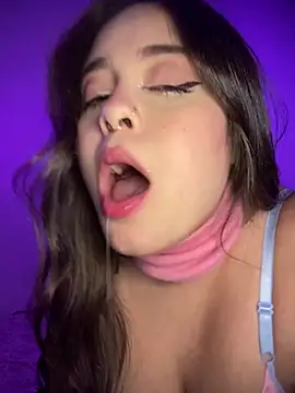PutaYasmim 即時 XXX 聊天