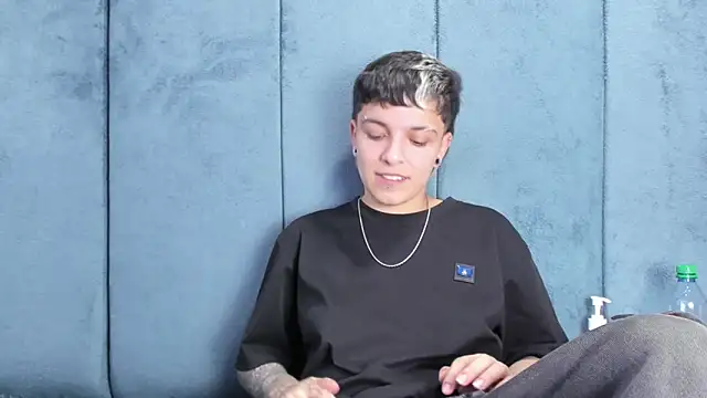 Chat XXX en directo de Megan_Thompson_