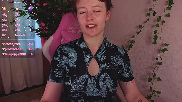 Ricki_Bloom: онлайн-секс-чат