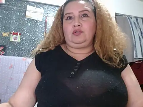 Perla1981-- Chat XXX in diretta
