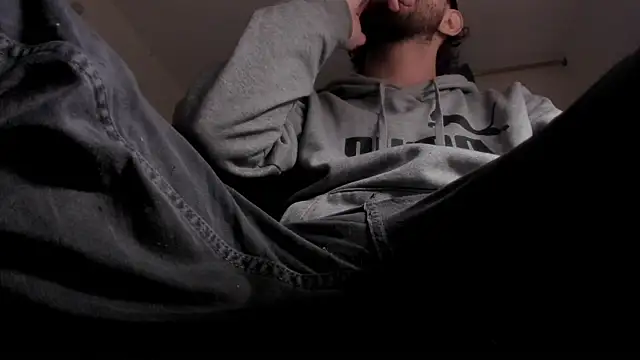 s_sven03 Chat XXX in diretta