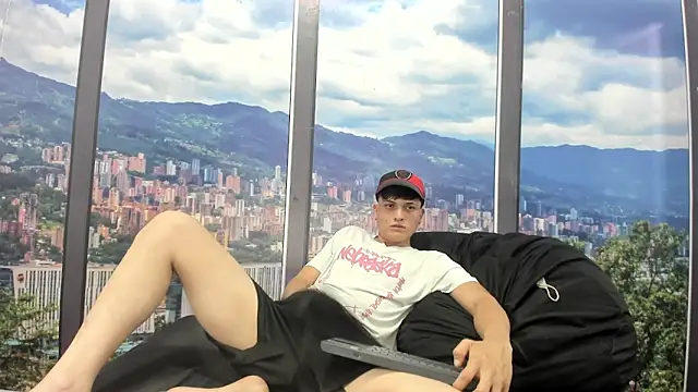LiamRamirezz's Live XXX Chat