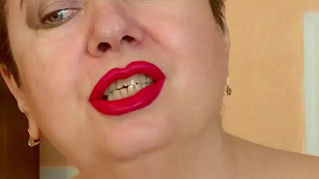 LadyPosh Live XXX-chat