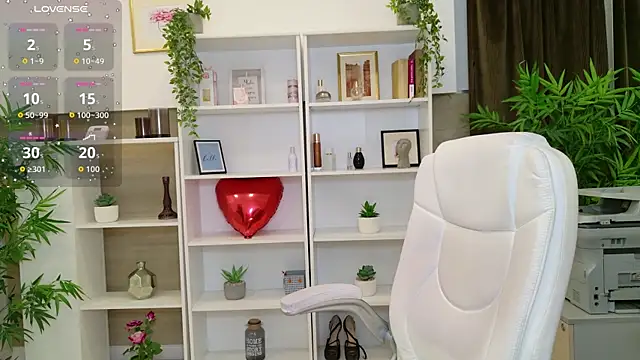 Chat +18 de LadyLeea ao vivo
