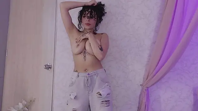 KatherineGomez 现场XXX聊天