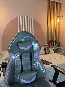 Živý XXX chat Valkiriia_wiine
