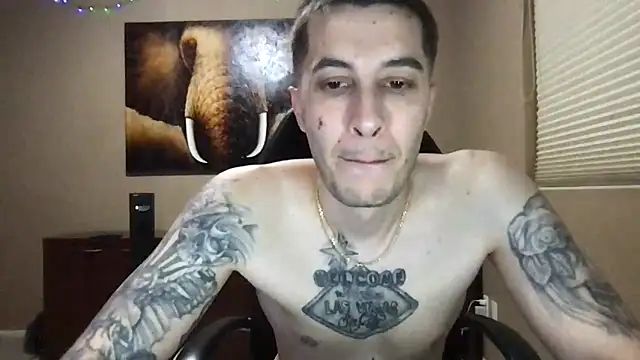 Chat XXX en directo de JuicyJoshy