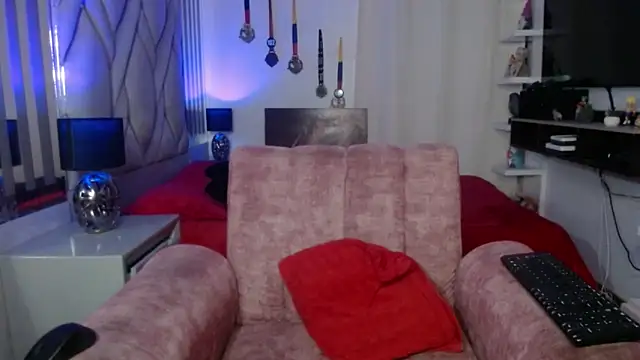 nati_muscle's Live XXX Chat