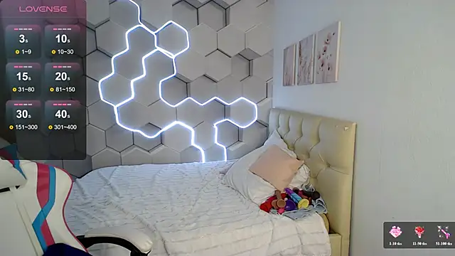Chat +18 de aliicemeow ao vivo