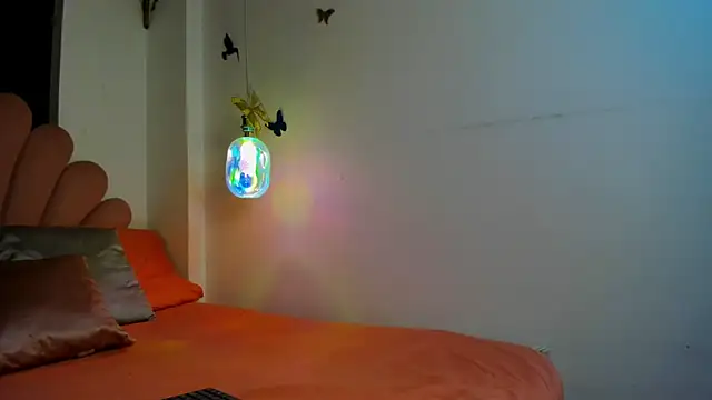 SabrinaVantress Chat XXX live