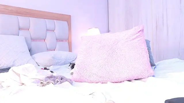 megan_rous_'s Live XXX Chat
