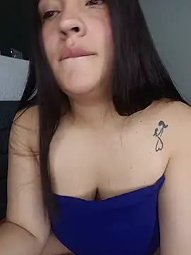 -brendda- Live XXX Chat