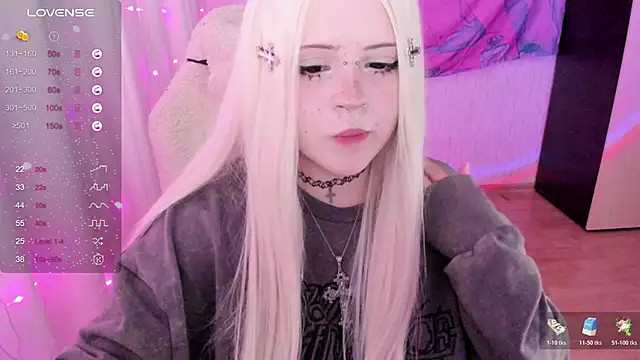 SelenaCute live XXX chat