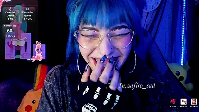 BlueElyxraのライブXXXチャット