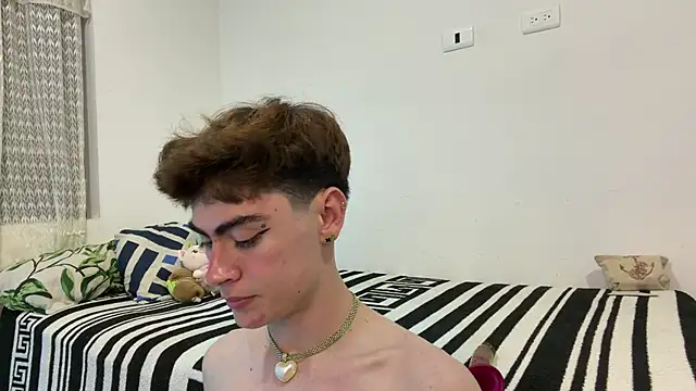 Онлайн чат XXX _peachyboy