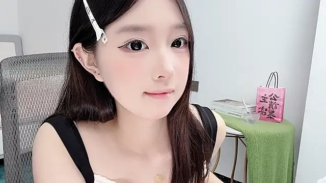 Chat +18 de Yoyo33355 ao vivo