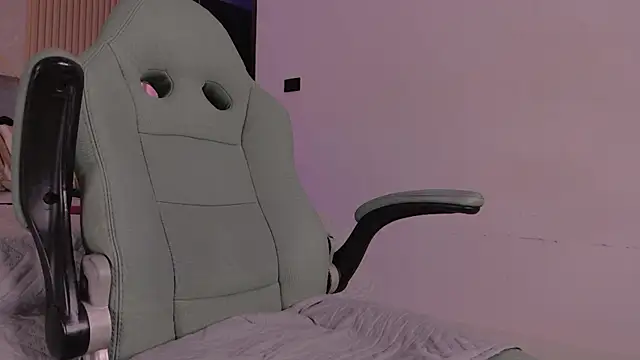 mister_miike – Naživo XXX chat