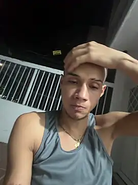 Živý XXX chat friends_lust_latin