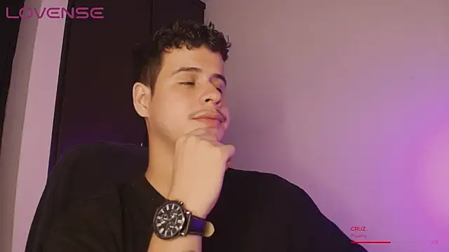 در دشة BjornSteel الجنسية المباشرة