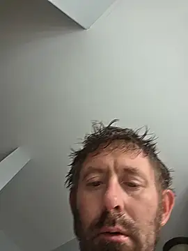 Chat XXX en directo de Heavyhung14u