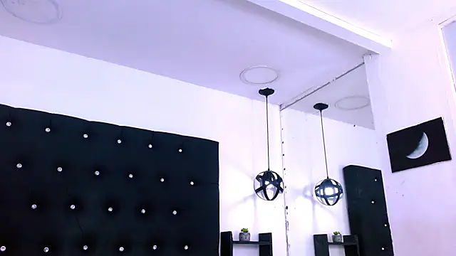 צ'אט XXX בשידור חי של Dannesh_