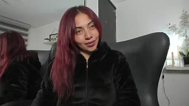 צ'אט XXX בשידור חי של melanie_roux__