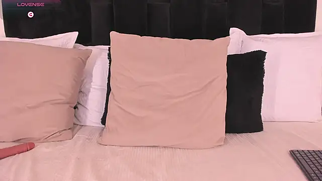 Chat XXX ao vivo de Crystal_Rose__