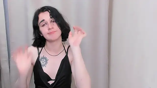 MickeQuinee Live XXX-Chat