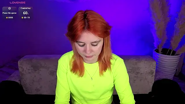 ElizabethRedWings Live XXX-chat