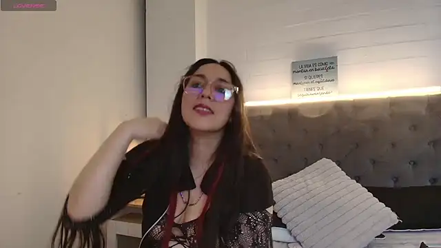 Chat XXX en directo de Rossy_Marks