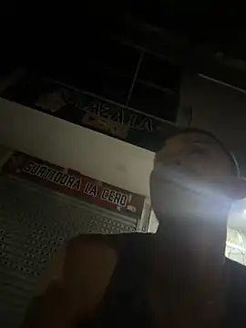 Živý XXX chat friends_lust_latin
