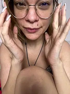 Chat XXX ao vivo de HeavenAylin