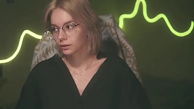 צ'אט XXX בשידור חי של alyssa_sweet