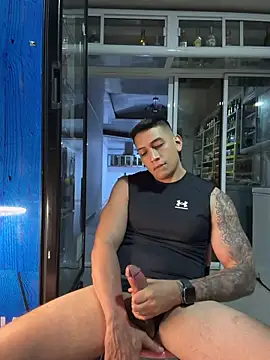Chatroom XXX en direct de OliverWest04