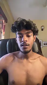 XXX chat uživo modela GunSlay