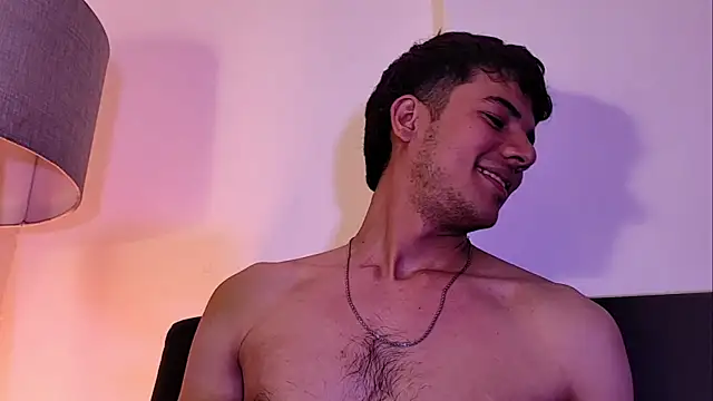 Derek_stud_ élő XXX-chatje