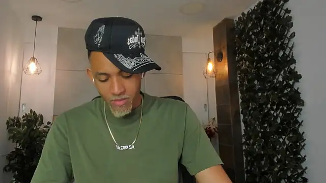 B_Wild's Live XXX Chat