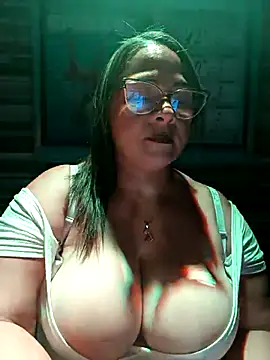 Angie_milf50 Adlı Modelin Canlı XXX Sohbeti