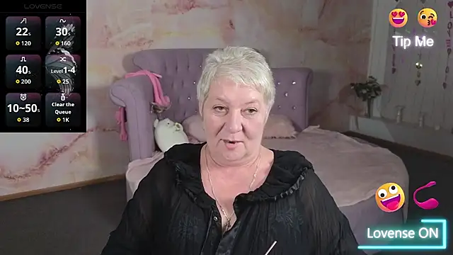 Chatroom XXX en direct de Poppy_Pulse