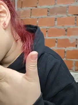 Luluu063i 现场XXX聊天