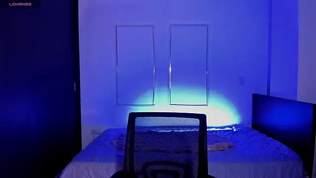 MeganWhite3's Live XXX Chat
