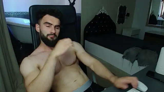MicahLane's Live XXX Chat
