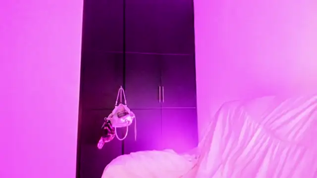 vandalovee_'s Live XXX Chat