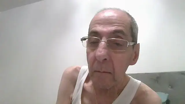 Czat XXX na żywo – whitemilk4u
