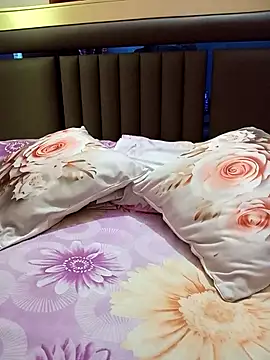 Chat +18 de Tanha18 ao vivo