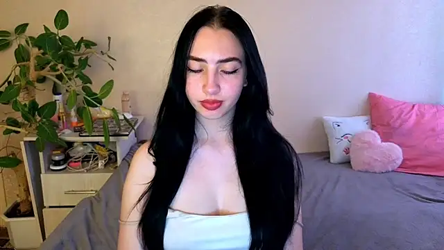 WildKittenX_'s Live XXX Chat
