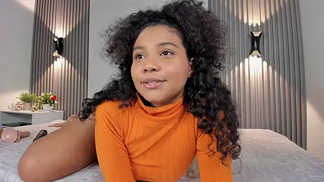 Chat XXX en directo de Zafiiraa