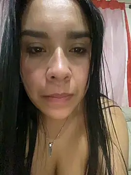 Celeste_Moom27 Live XXX-Chat