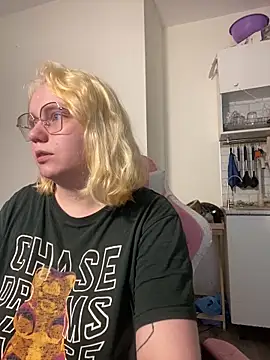 soft_focus live XXX chat
