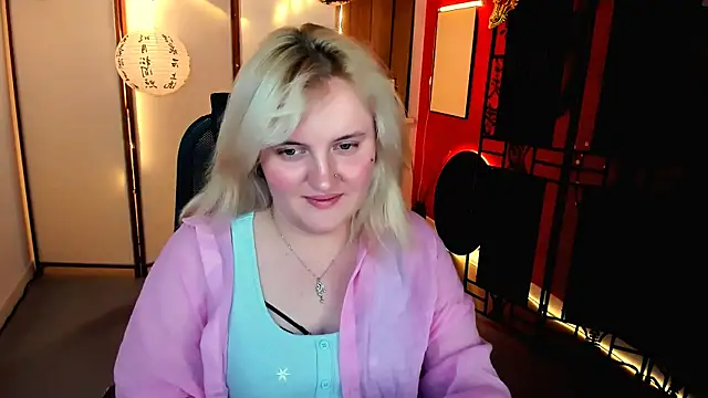 KathyBriggs Chat XXX in diretta